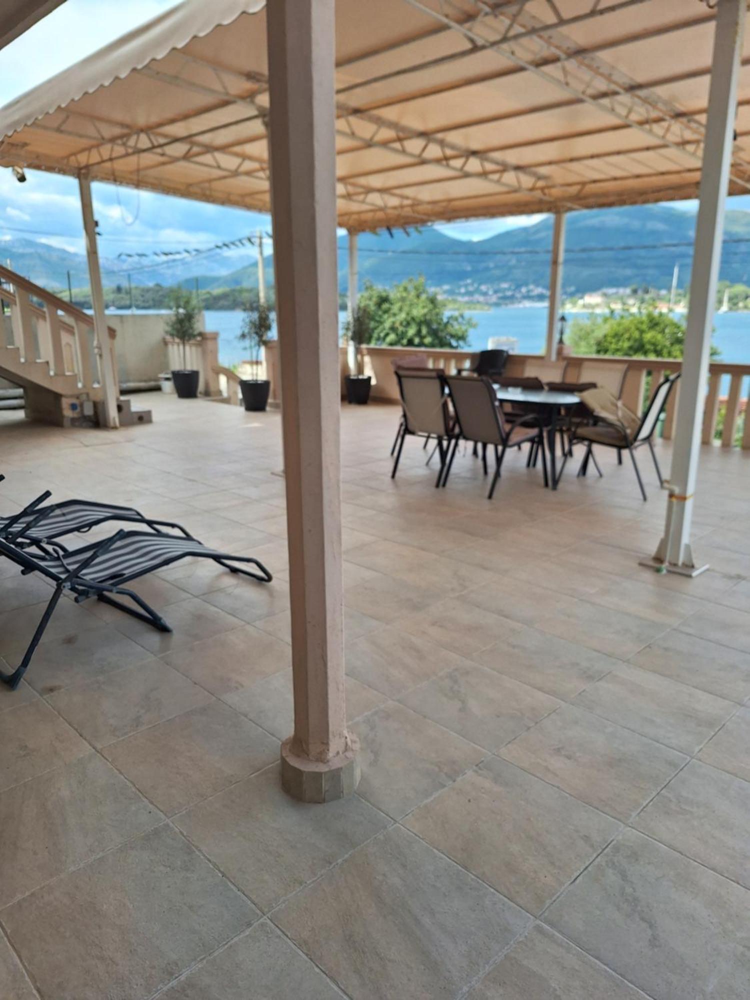 Apartments Klakor Ps Tivat Eksteriør bilde