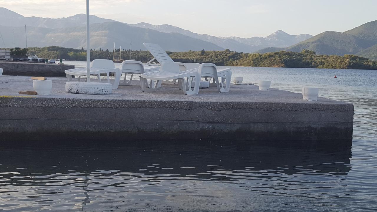 Apartments Klakor Ps Tivat Eksteriør bilde