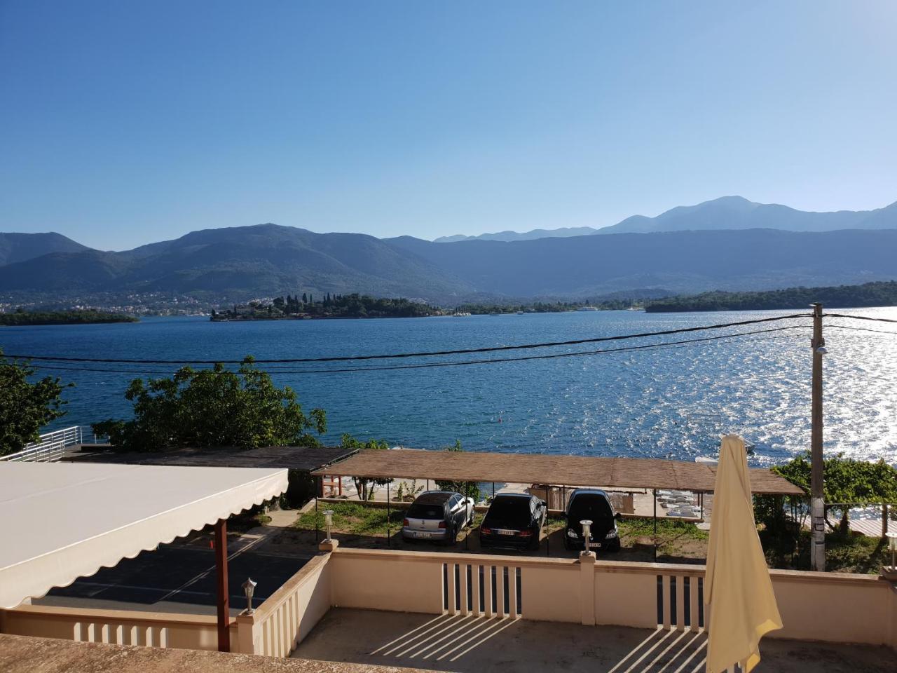 Apartments Klakor Ps Tivat Eksteriør bilde