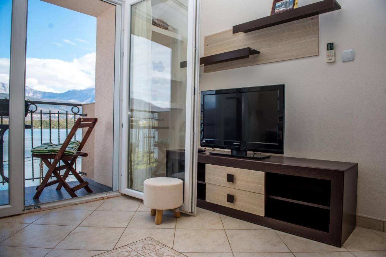 Apartments Klakor Ps Tivat Eksteriør bilde