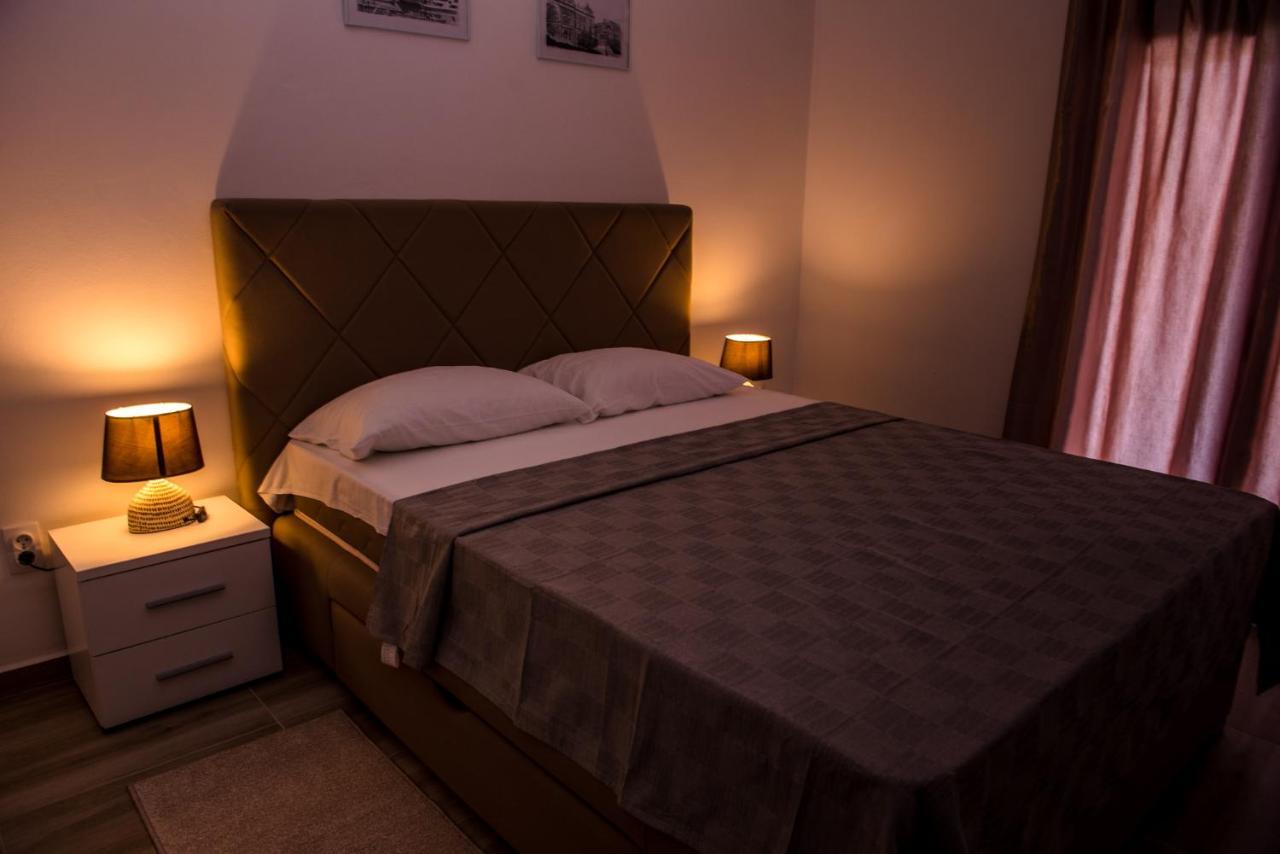 Apartments Klakor Ps Tivat Eksteriør bilde