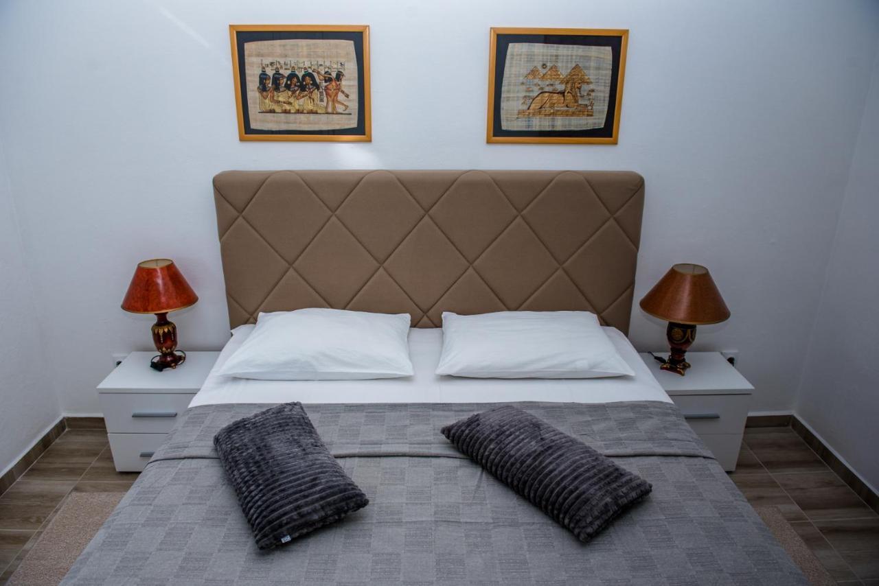 Apartments Klakor Ps Tivat Eksteriør bilde