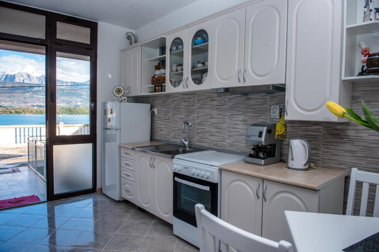 Apartments Klakor Ps Tivat Eksteriør bilde