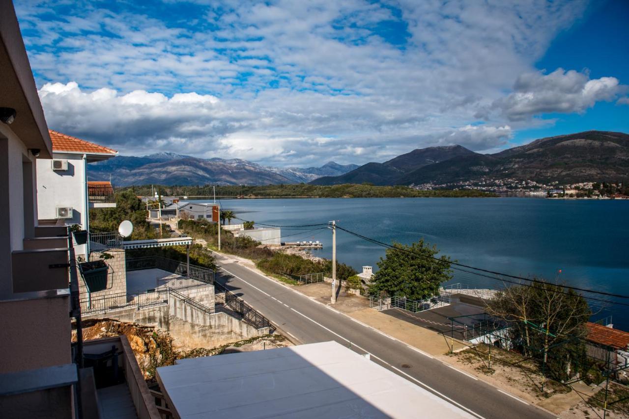 Apartments Klakor Ps Tivat Eksteriør bilde