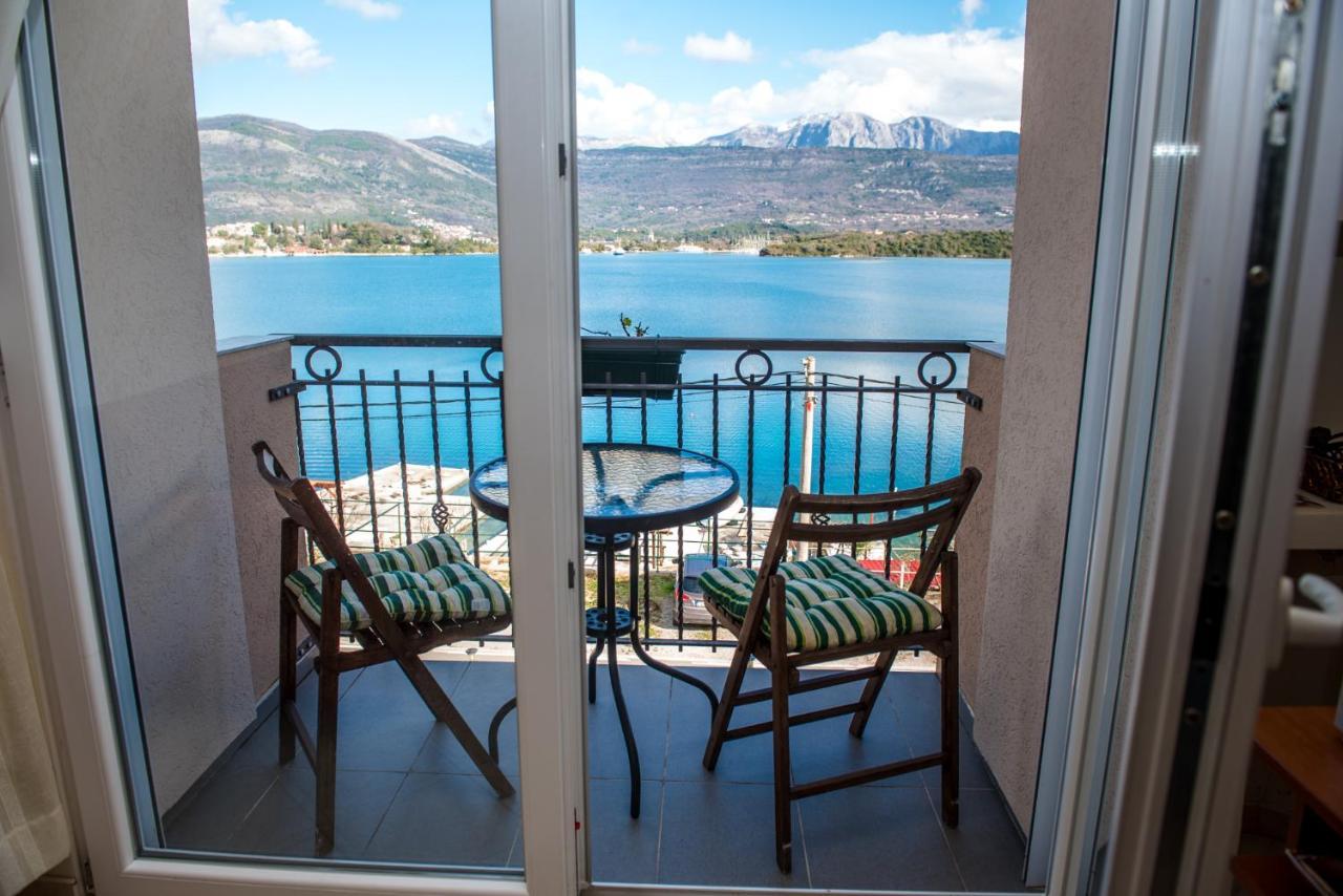 Apartments Klakor Ps Tivat Eksteriør bilde