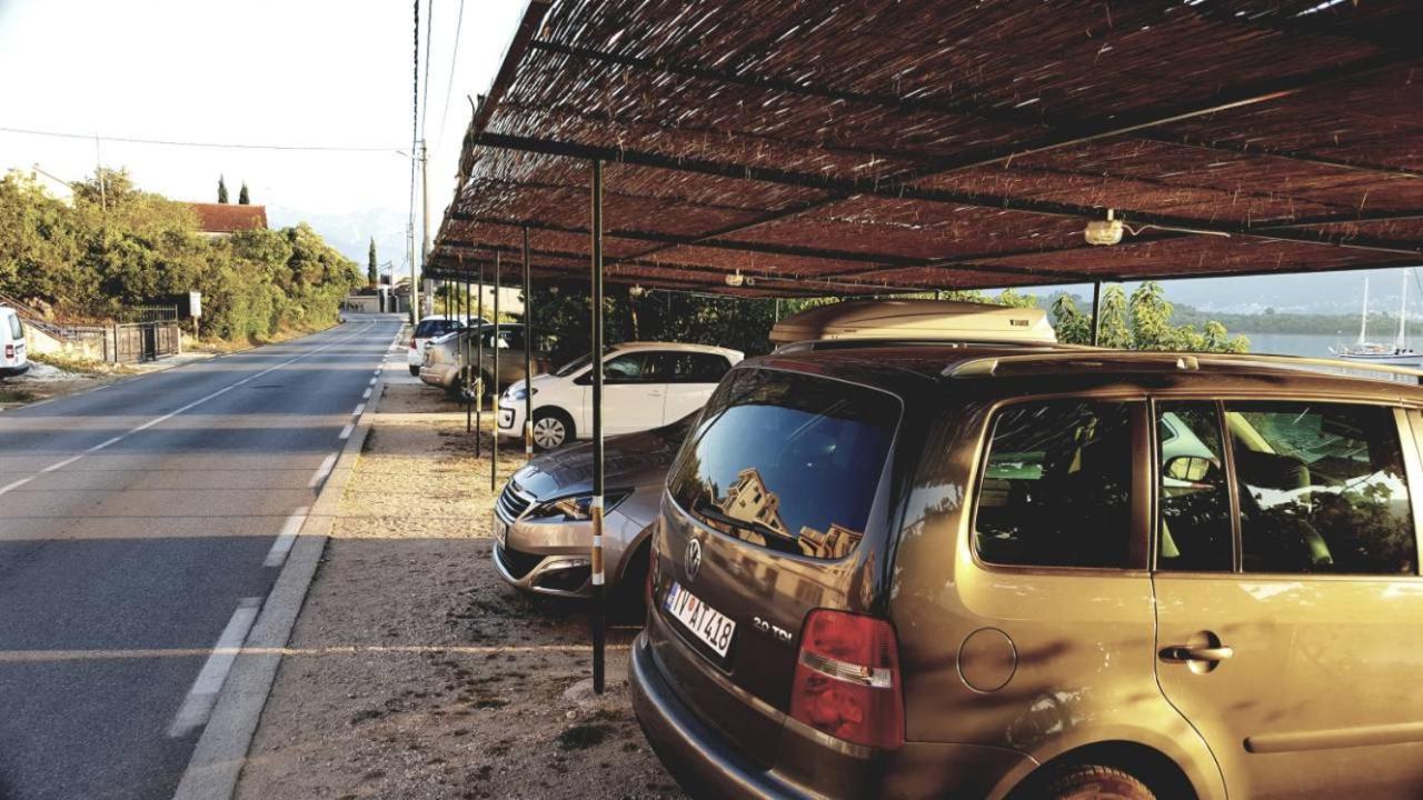 Apartments Klakor Ps Tivat Eksteriør bilde