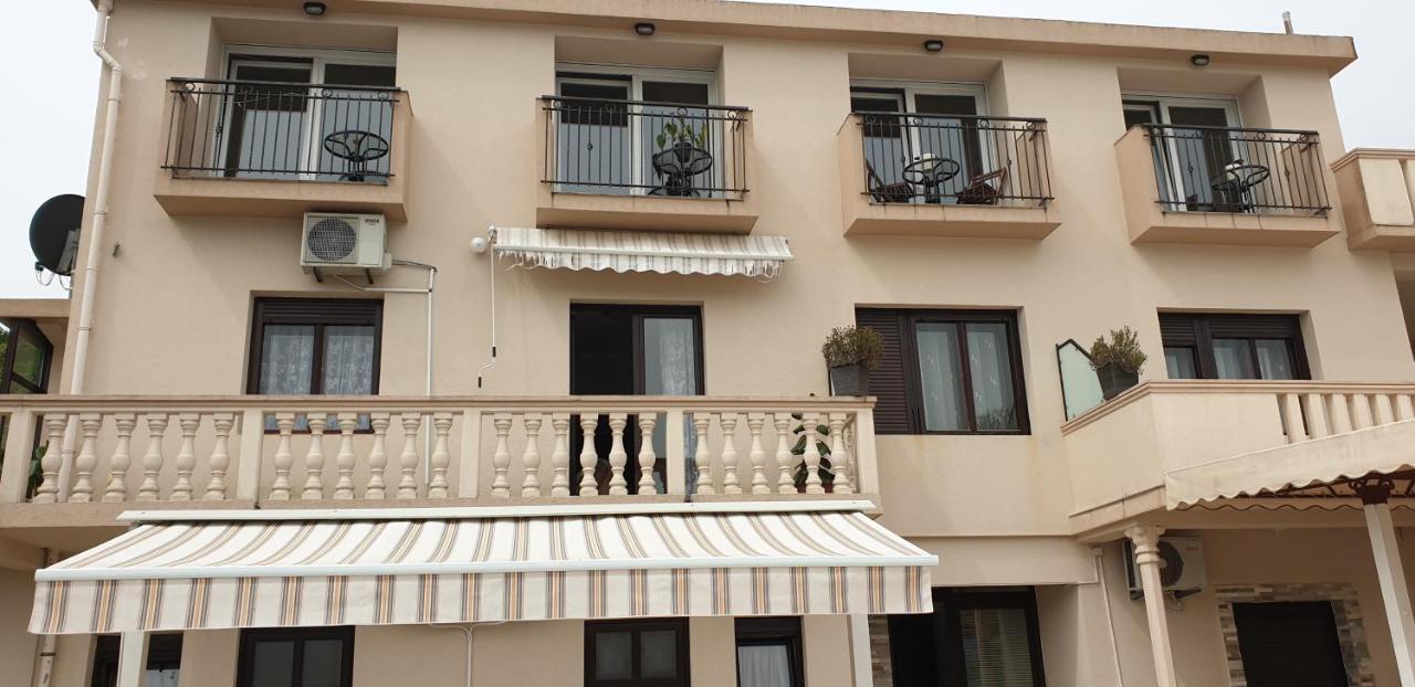 Apartments Klakor Ps Tivat Eksteriør bilde